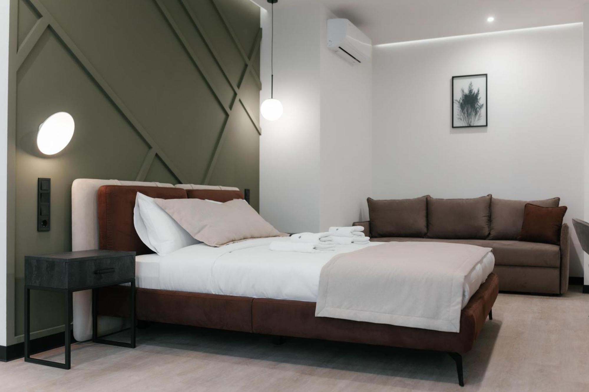 Select Hotel Lviv Exterior photo