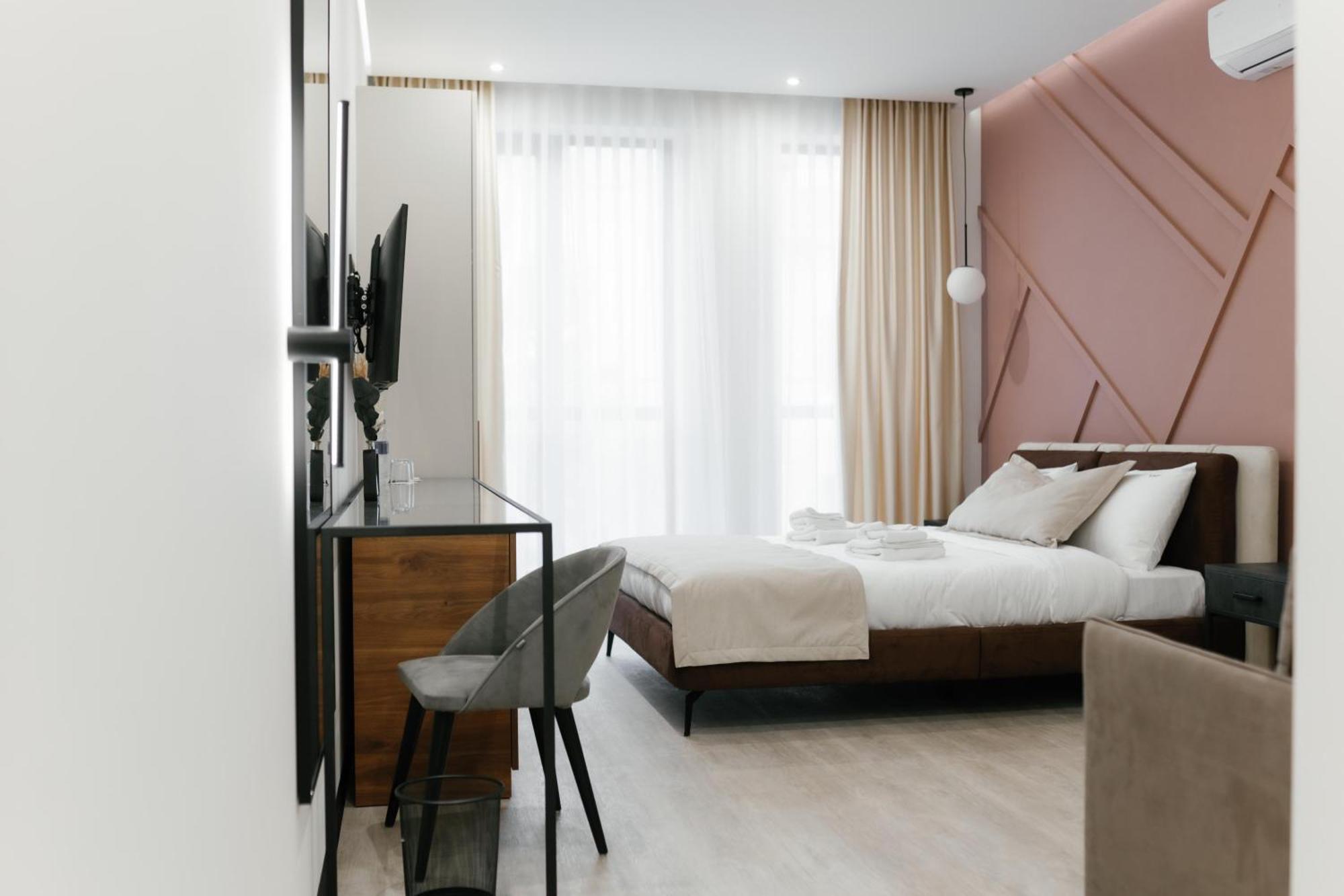 Select Hotel Lviv Exterior photo