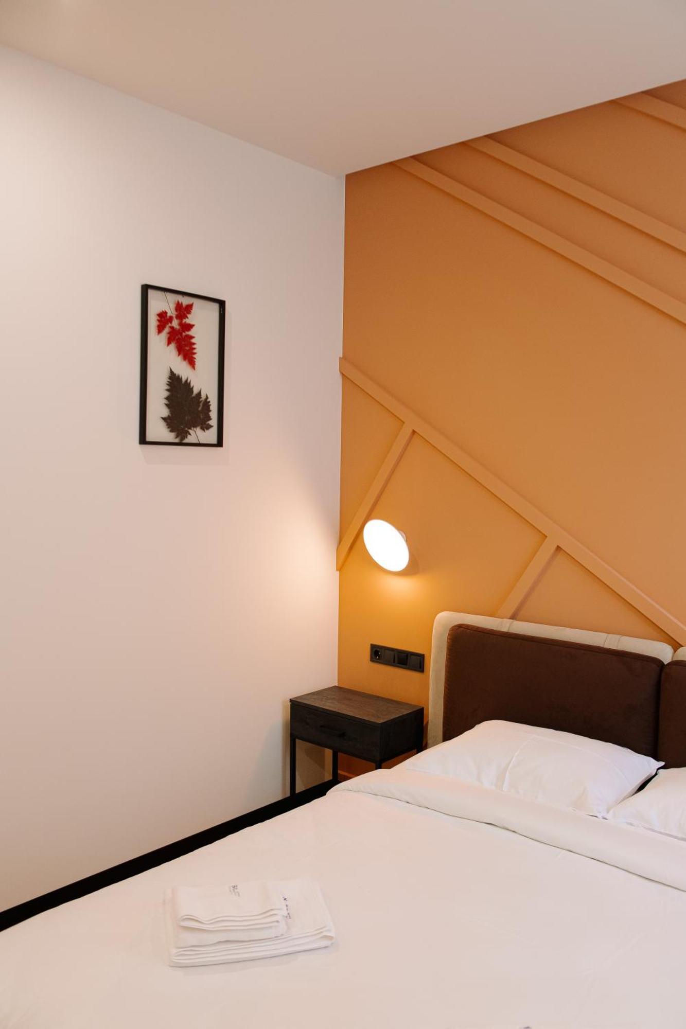 Select Hotel Lviv Exterior photo